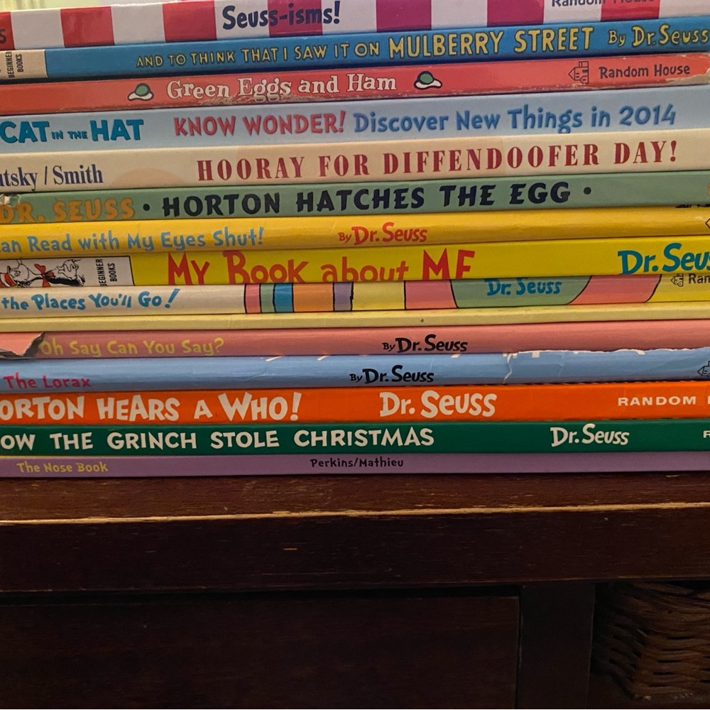 Lot of 16 Dr Seuss children’s books Grinch, The Lorax, Oh the places you will go